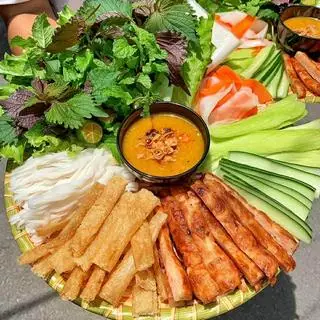 Hình ảnh Nem nướng xuất lớn