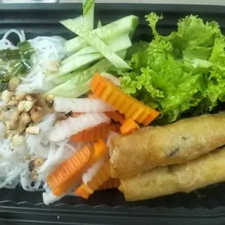 Hình ảnh Bún chả giò chay