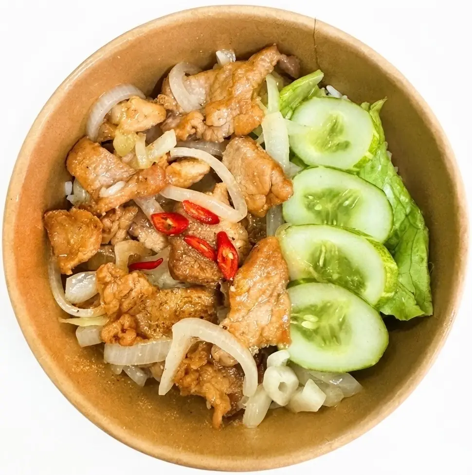 Hình ảnh Cơm Thịt Heo Xào Hành Tây