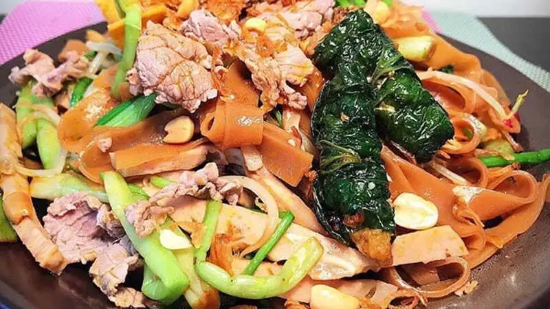 Hình ảnh Bánh đa trộn ngan