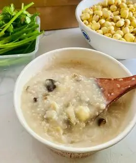 Hình ảnh Cháo tổ yến thịt bằm nấm rơm