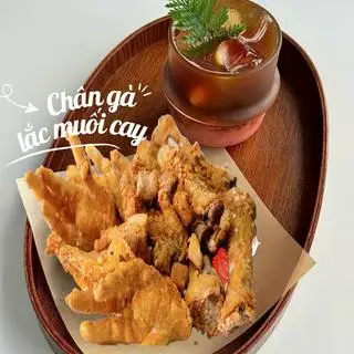 Hình ảnh Chân gà lắc muối cay (S)