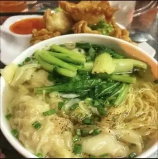 Hình ảnh Hủ Tiếu mềm/Mì Sủi Cảo ( tôm tươi )
