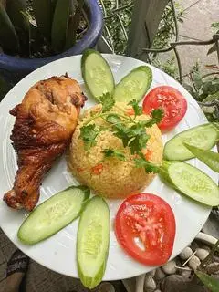 Hình ảnh Cơm chiên Đùi Gà tẩm nước mắm 
