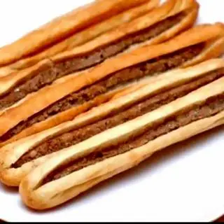 Hình ảnh Bánh Mì Que Hải Phòng - 2 Chiếc