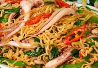 Hình ảnh Mì Xào Mực 