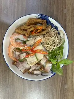 Hình ảnh Bún nước lèo đặc biệt