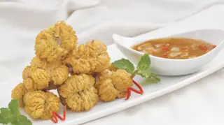 Hình ảnh 1 chén trứng cá,1 chén bao tử cá,1 chén sứa 