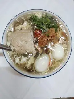 Hình ảnh Súp Cua Óc Heo, Trứng Cút 