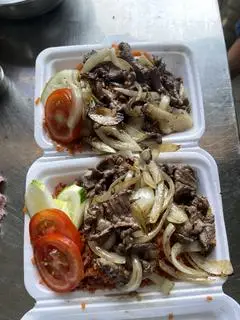 Hình ảnh Cơm chiên bò cháy củ hành
