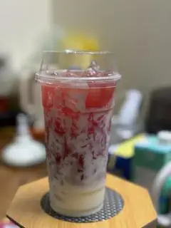 Hình ảnh Sữa chua Dưa Hấu 