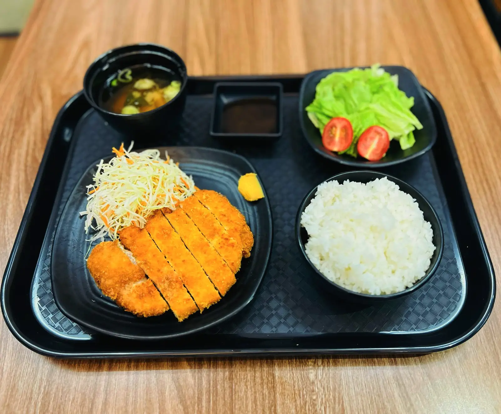 Hình ảnh Set cơm lợn chiên xù