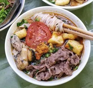 Hình ảnh Bún riêu đậu bò giò