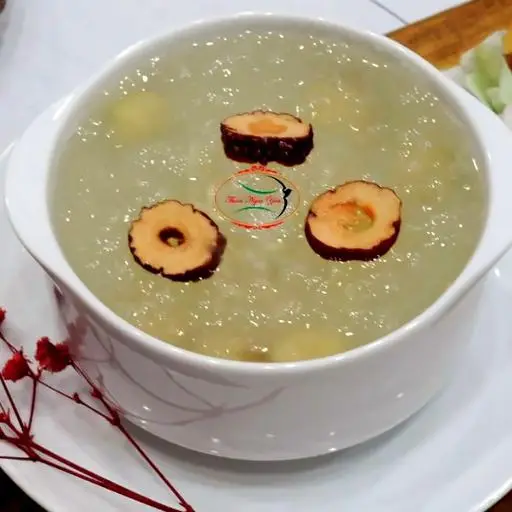 Hình ảnh Tổ yến chưng táo đỏ  -  hạt sen - đường phèn - thố vừa