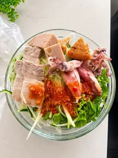 Hình ảnh Bún mực sa tế full topping