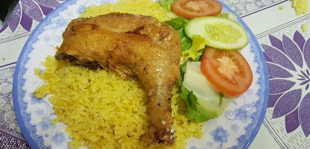 Hình ảnh Cơm Gà Xối Mỡ A Đù -  Đường Số 2