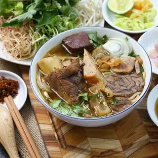 Hình ảnh Bún Bò Gia Truyền KHÔI - Since 1980 [Đặc biệt]