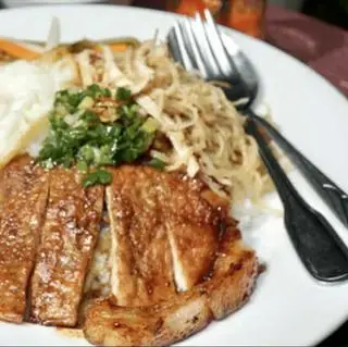 Hình ảnh Cơm sườn bì