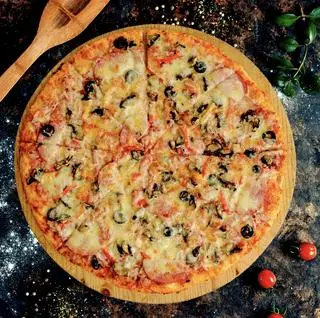 Hình ảnh Pizza 4 mùa