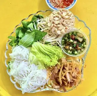 Hình ảnh Bún Bì Thịt