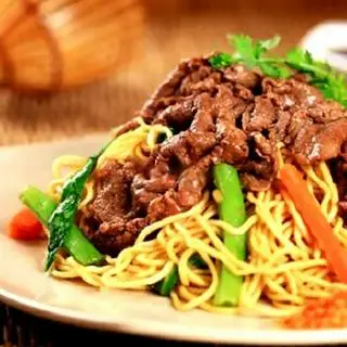 Hình ảnh Mì xào bò