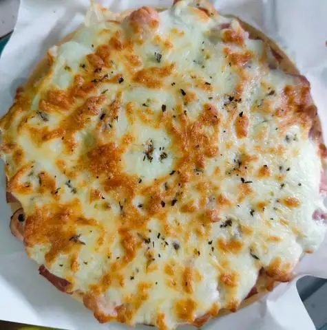 Hình ảnh Pizza xúc xích jam bon size 20cm