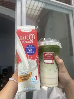 Hình ảnh Matcha Sữa Meiji 700ml
