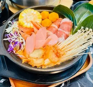 Hình ảnh MÌ CAY BÒ + PEPSI