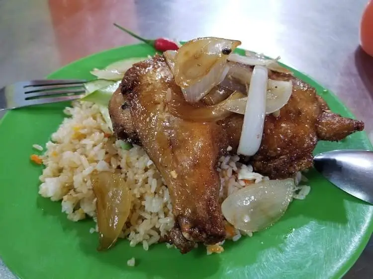 Hình ảnh Cơm gà chiên nước mắm