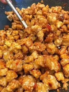 Hình ảnh 50 G Tóp Mỡ Rim Tỏi Ớt Siêu Ngon
