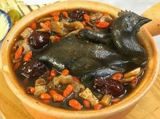 Hình ảnh Gà ác tần thuốc bắc
