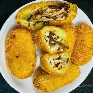 Hình ảnh XÔI GÀ NẤM : 10 CÁI