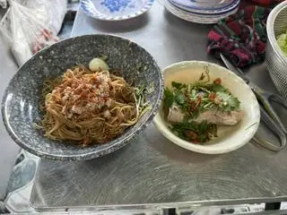 Hình ảnh Hủ tiếu sườn non