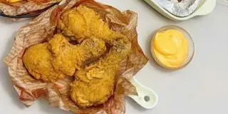 Hình ảnh Combo3 - 2 miếng gà bất kì - khoai tây chiên - nước ngọt