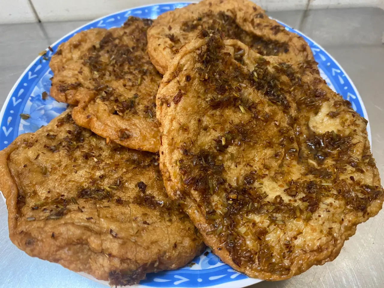 Hình ảnh Cơm chả cá chiên muối xã + canh