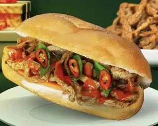 Hình ảnh Bánh mì nhiều chả