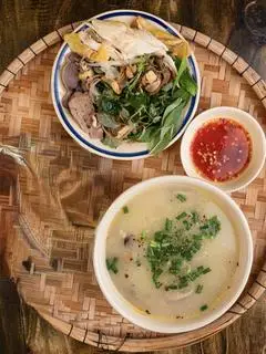 Hình ảnh Cháo gỏi gà