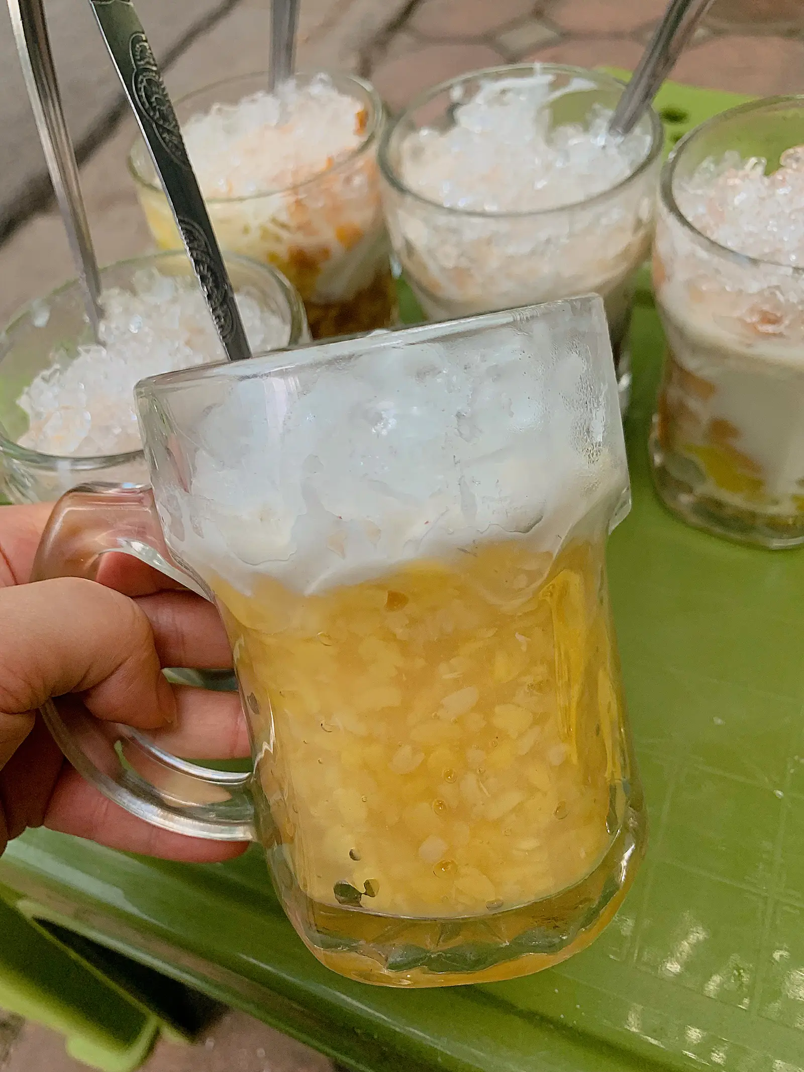 Hình ảnh Chè đỗ xanh và nước cốt dừa
