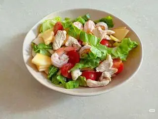 Hình ảnh salad- trứng -tôm -xà lách