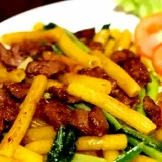 Hình ảnh Nui xào bò