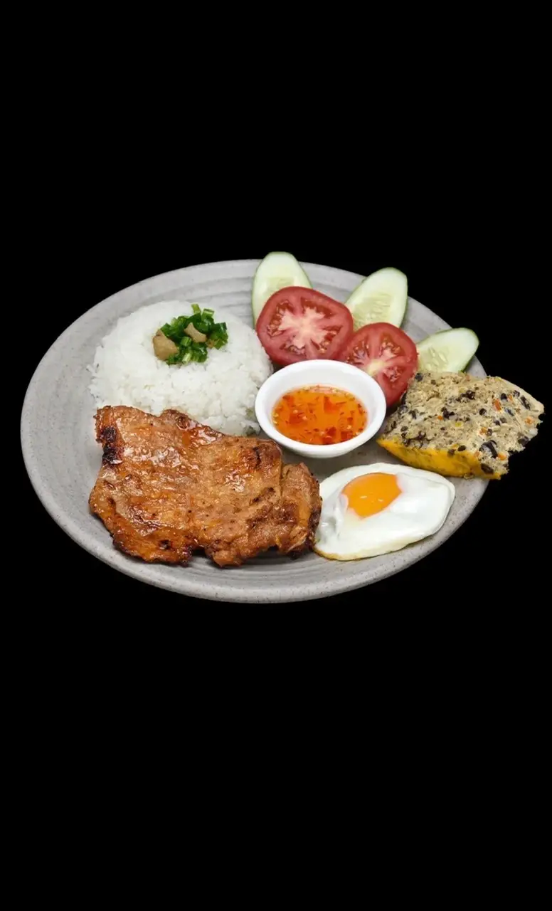 Hình ảnh Cơm tấm sườn chả trứng ốp la