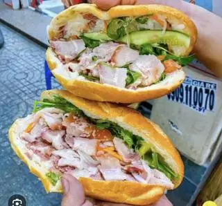 Hình ảnh Bánh mì ba rọi muối
