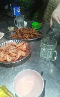 Hình ảnh giò heo chiên nước mắm
