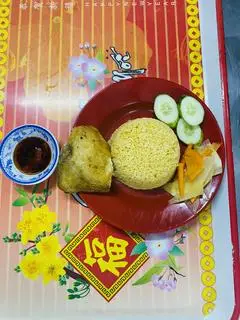 Hình ảnh Cơm Gà mắm tỏi 