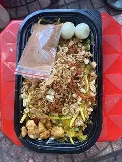 Hình ảnh Bánh tráng trộn sốt đặc biệt 