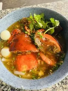 Hình ảnh Tô nửa con cua gạch thập cẩm