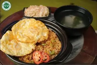 Hình ảnh Cơm Đảo- Cơm Thố 2 Trứng Ốp
