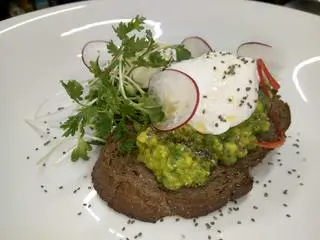 Hình ảnh Poached eggs on toast