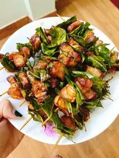 Hình ảnh Cơm Rang Thịt Xiên Que kem ly coca