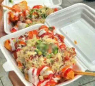 Hình ảnh Bánh mì nướng muối ớt đặc biệt